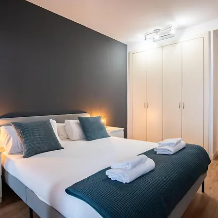 펜션 Seafront With Terrace